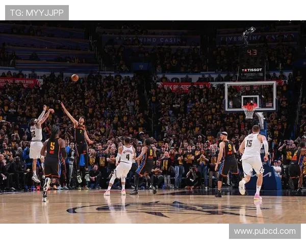 火箭队与雷霆在季后赛中的经典对决与战术复盘