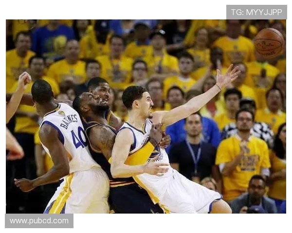 勇士骑士总决赛第七场经典对决全景回顾与战术解析传奇时刻全记录