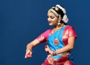 印度舞的舞蹈名有哪些_印度舞蹈有哪些舞种