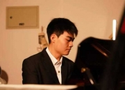 王政钢琴老师