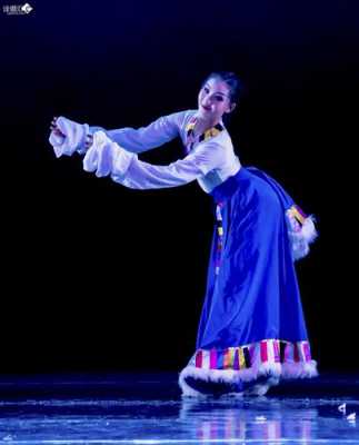 舞蹈藏族舞蹈