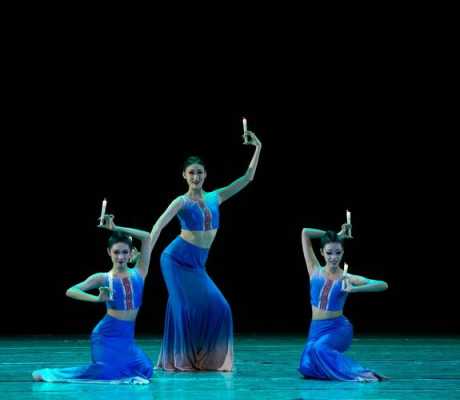 傣族舞的表演形式有哪些_傣族舞蹈表现的是什么