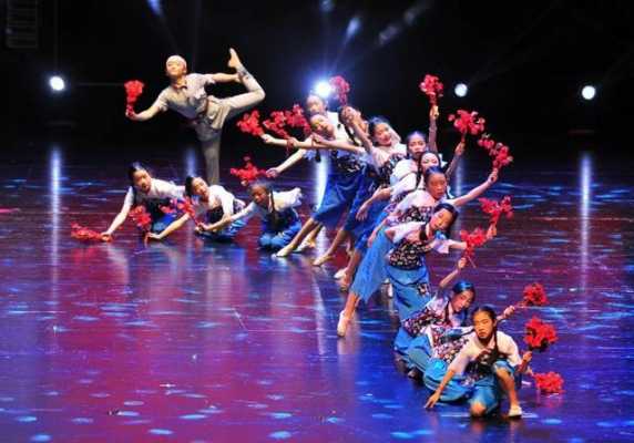  云南省的舞蹈比赛有哪些「云南省的舞蹈比赛有哪些奖项」