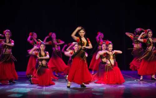 新疆舞有哪些舞蹈视频 新疆舞有哪些舞蹈